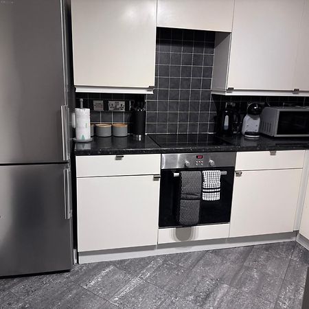 Hogwarts Apartment Abbots Langley Esterno foto
